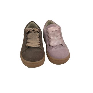 Sapatilha com fita cetim